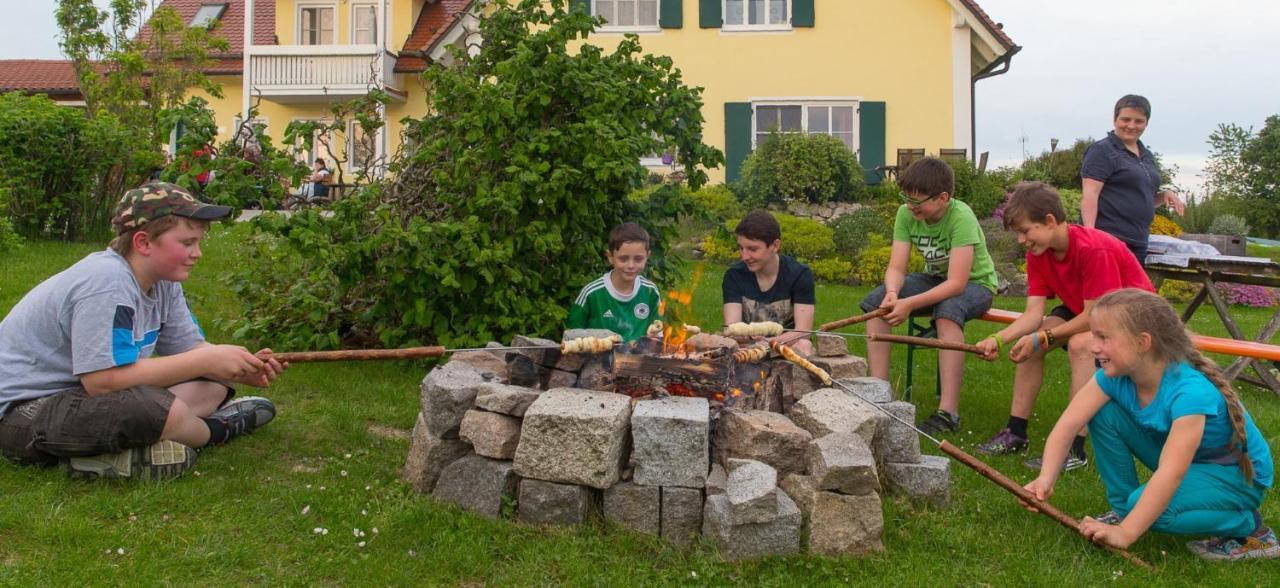 Ferienhof Lecheler Breitenthal Екстериор снимка